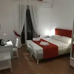 Bed & Breakfast Neapolis Port 3*
