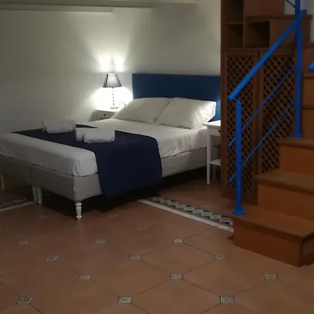 Neapolis Port 3* 那不勒斯