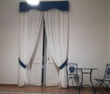 Neapolis Port B&B *