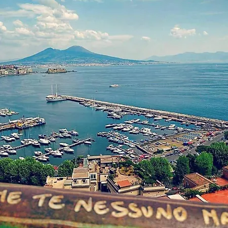 Neapolis Port 3*